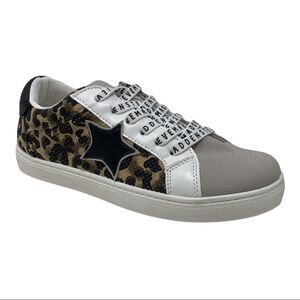 STEVEMADDEN Amalfi Star Appliqué Mash-Up Sneakers